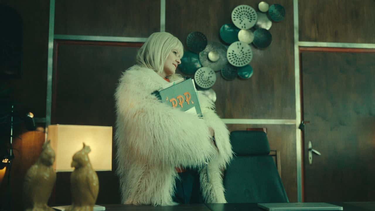 An!ela 1. Sezon 5. Bölüm kapak