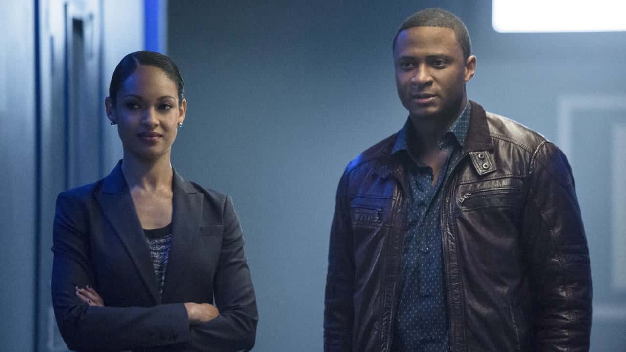 Arrow 2. Sezon 16. Bölüm kapak