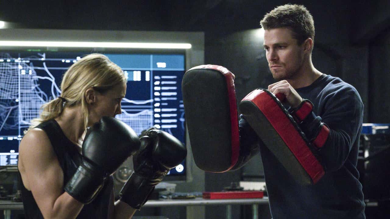 Arrow 4. Sezon 11. Bölüm kapak