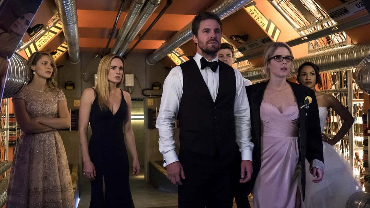Arrow 6. Sezon 8. Bölüm kapak