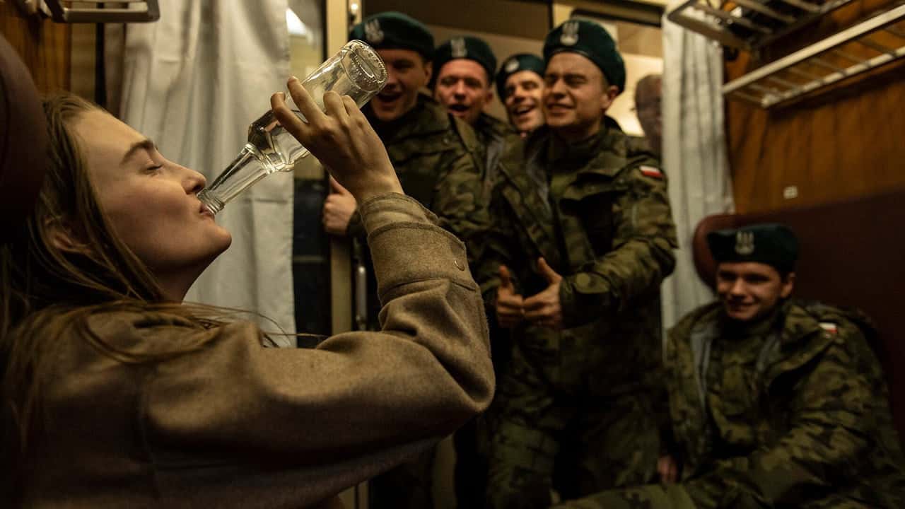 Bizim Gibi Aileler 1. Sezon 6. Bölüm kapak