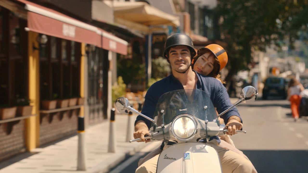 Cahil Periler 1. Sezon 8. Bölüm kapak