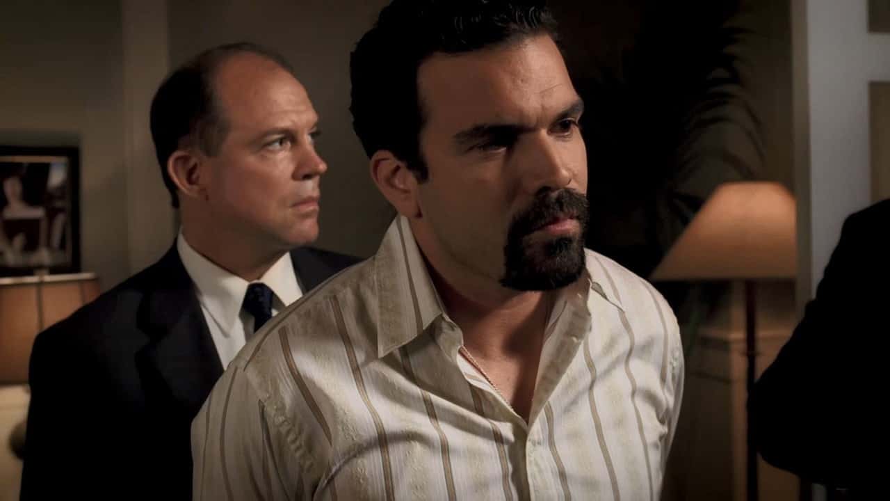 Desperate Housewives 1. Sezon 9. Bölüm kapak