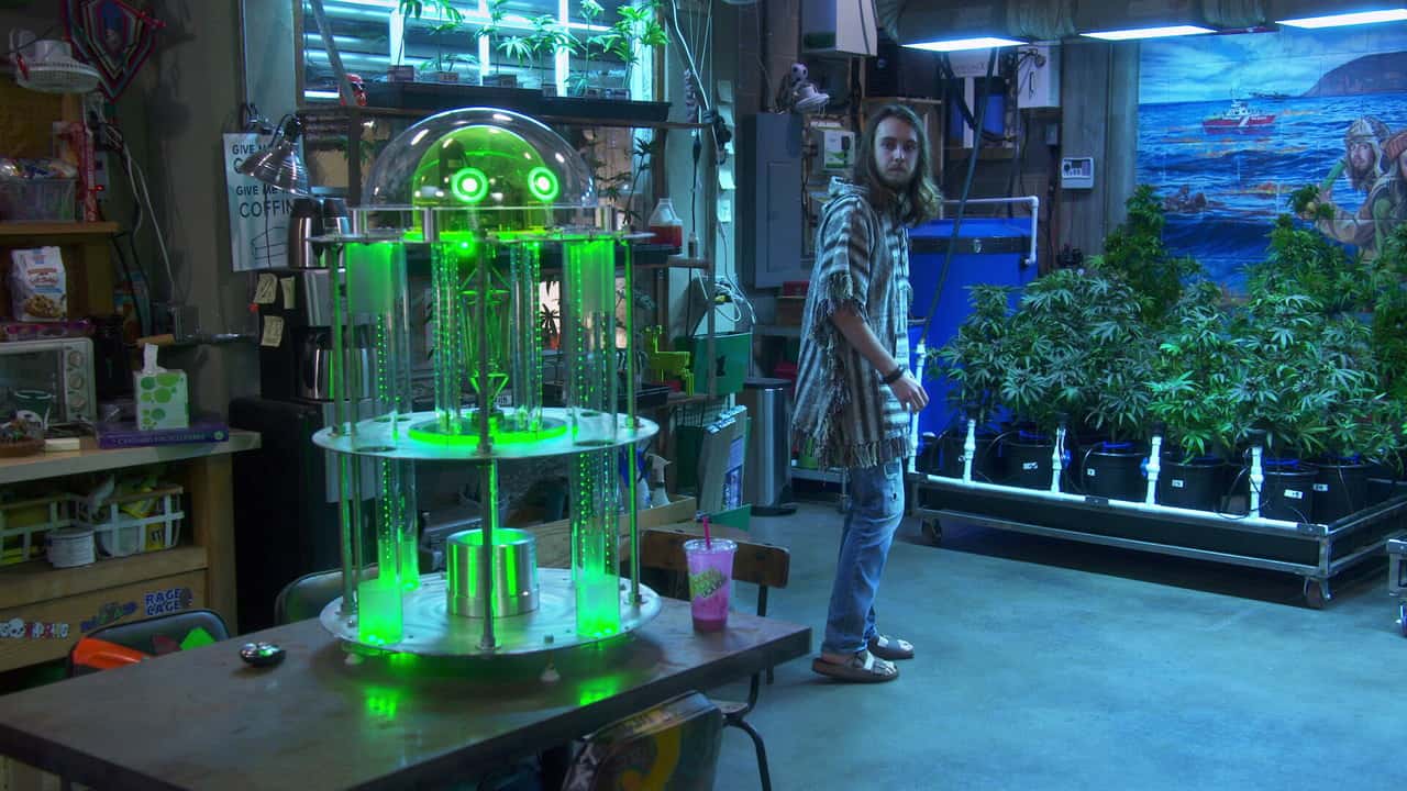 Disjointed 1. Sezon 18. Bölüm kapak