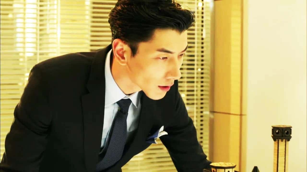 Doctor Stranger 1. Sezon 8. Bölüm kapak