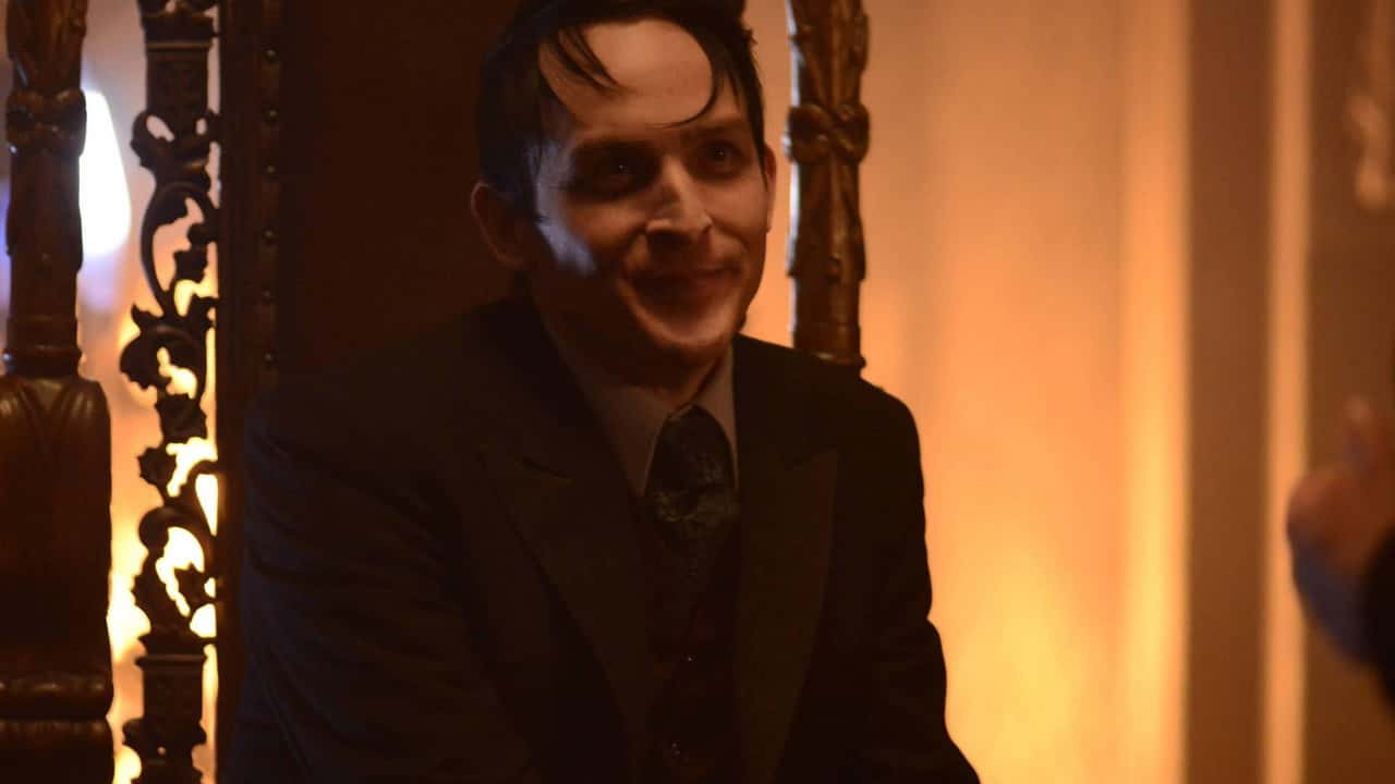 Gotham 2. Sezon 1. Bölüm kapak