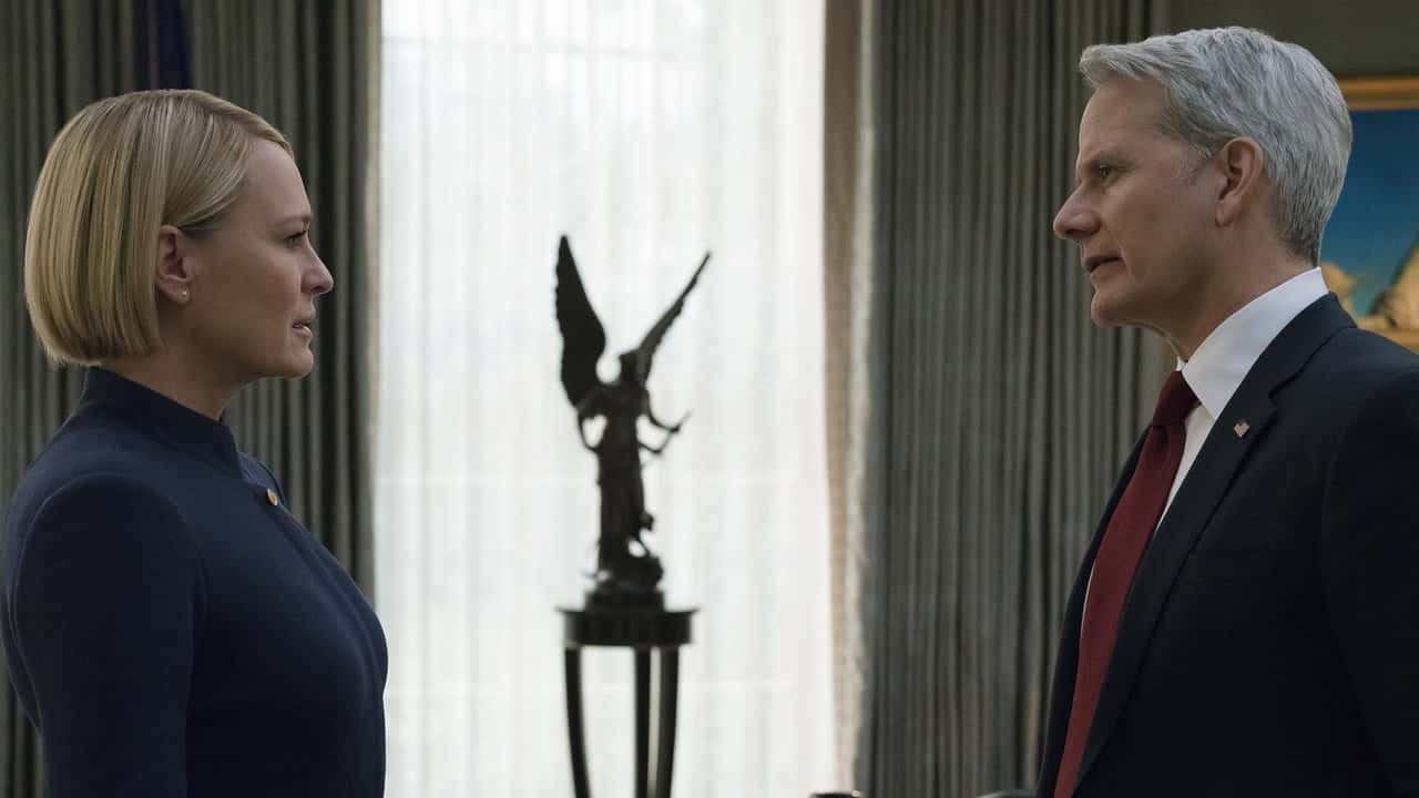 House of Cards 6. Sezon 1. Bölüm kapak