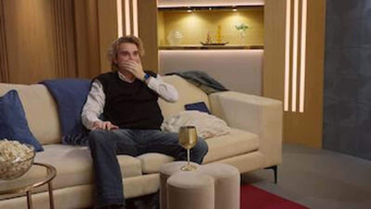 Love is Blind: İsveç 3. Sezon 12. Bölüm kapak