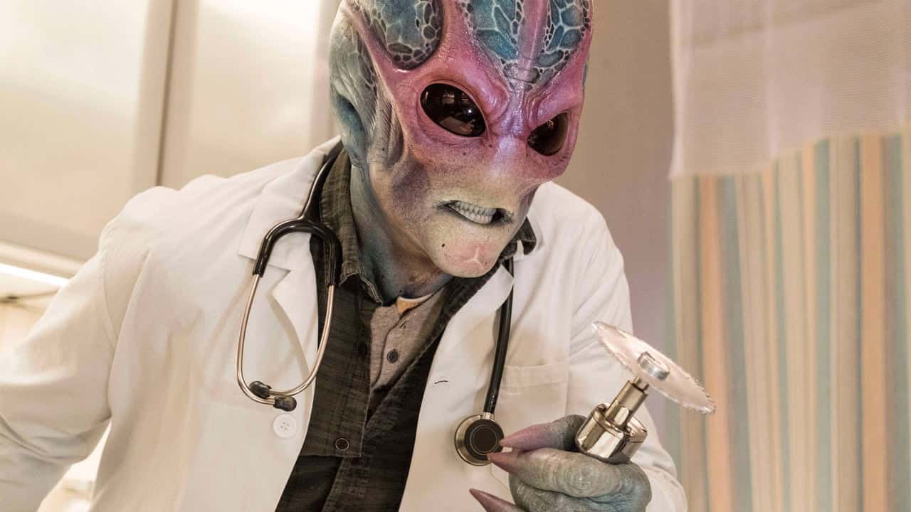 Resident Alien 1. Sezon 2. Bölüm kapak
