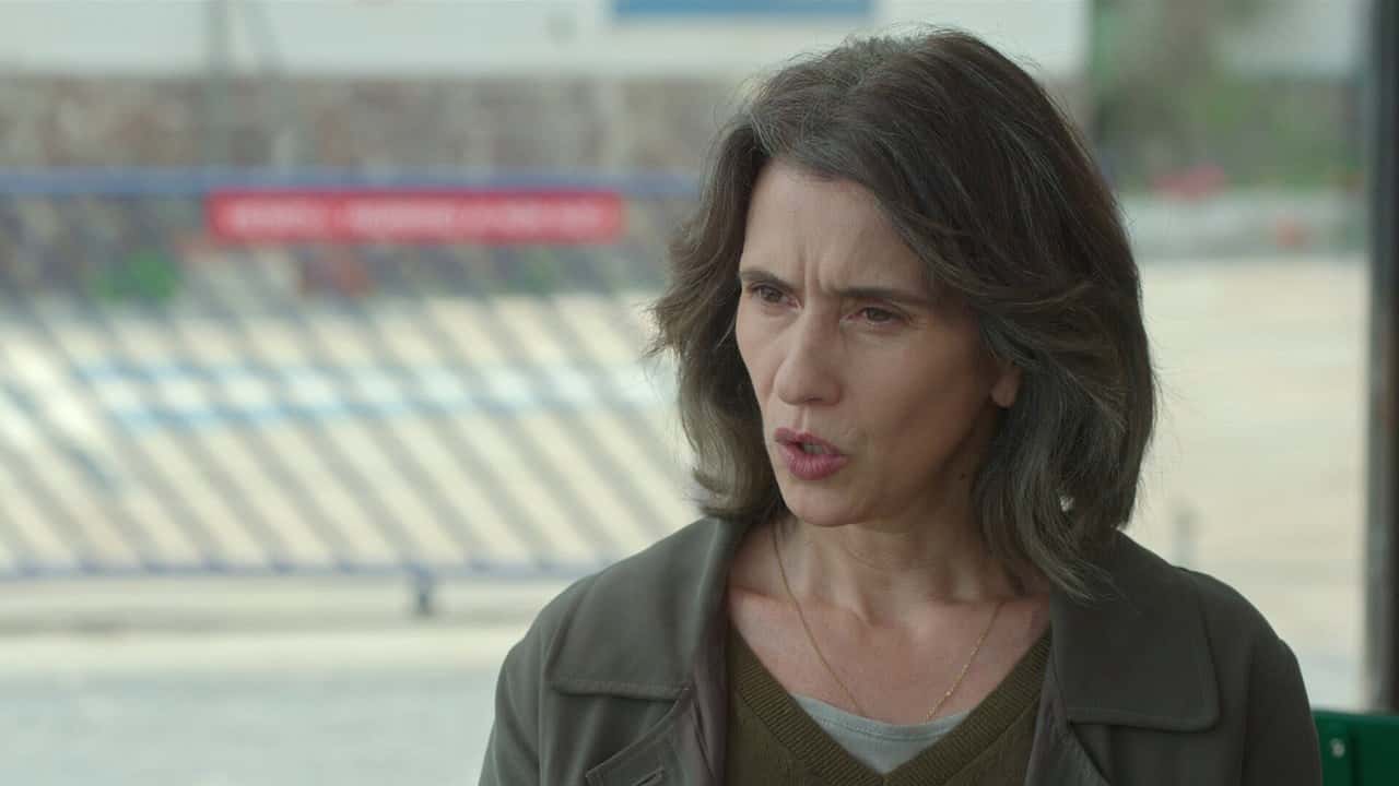 Sara - Gölgedeki Kadın 1. Sezon 1. Bölüm kapak