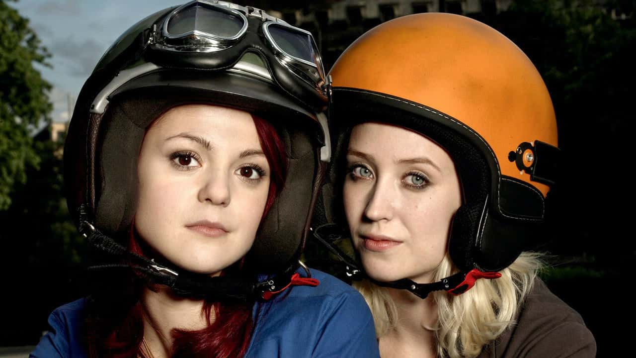 Skins 4. Sezon 2. Bölüm kapak