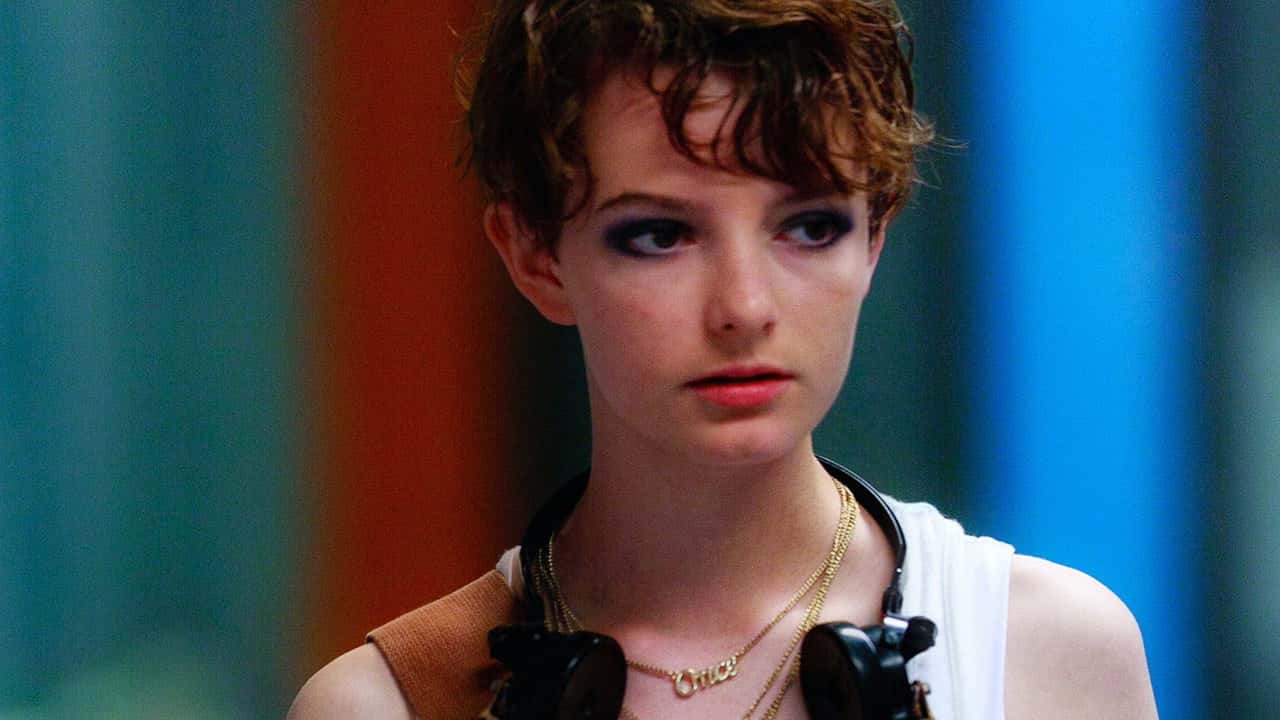 Skins 5. Sezon 1. Bölüm kapak