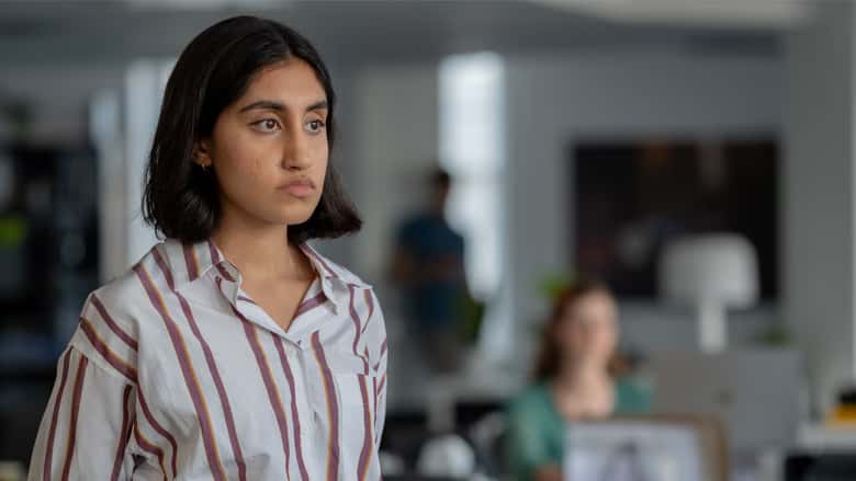 The Stolen Girl 1. Sezon 3. Bölüm kapak
