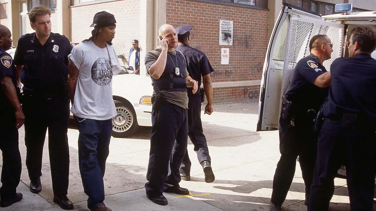 The Wire 1. Sezon 13. Bölüm kapak