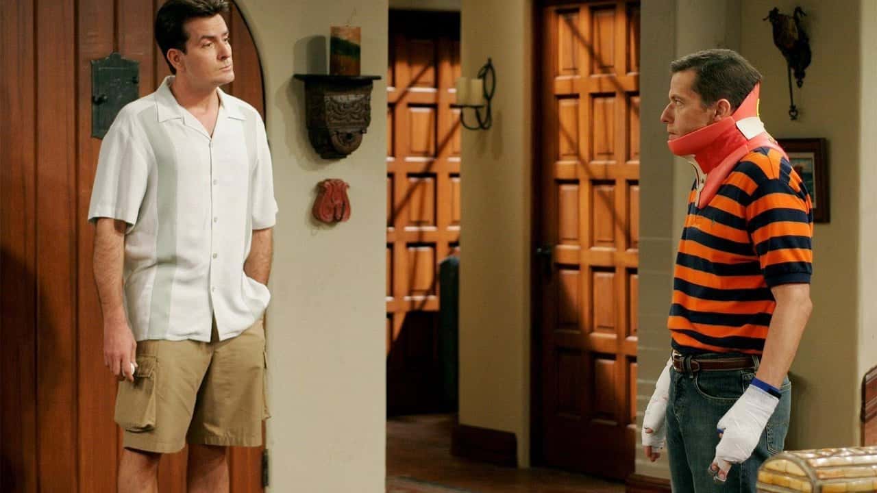 Two and a Half Men 3. Sezon 1. Bölüm kapak