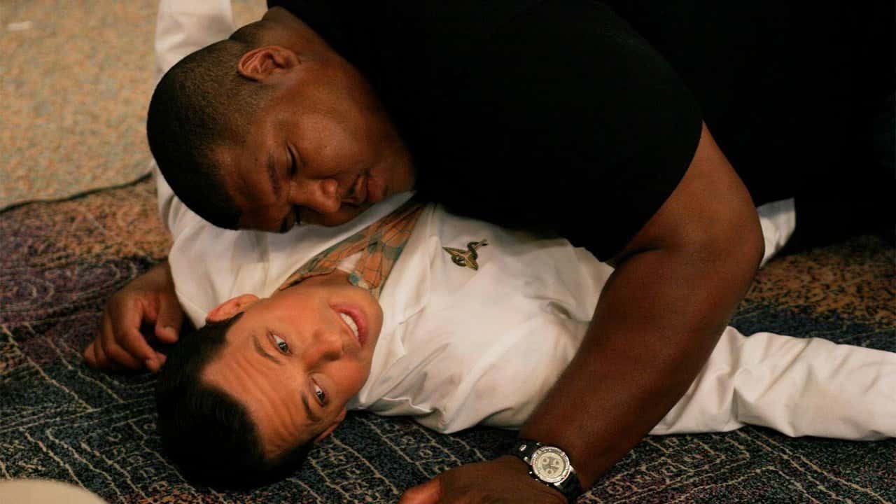 Two and a Half Men 3. Sezon 2. Bölüm kapak