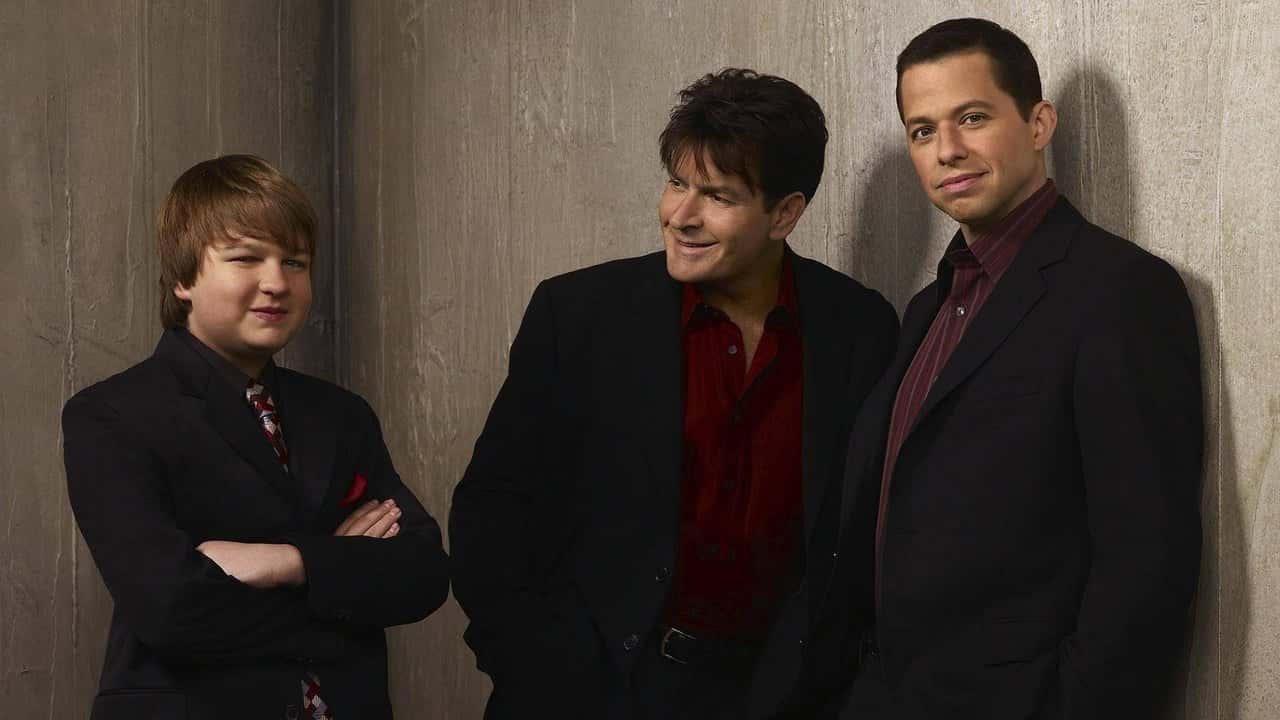 Two and a Half Men 5. Sezon 10. Bölüm kapak