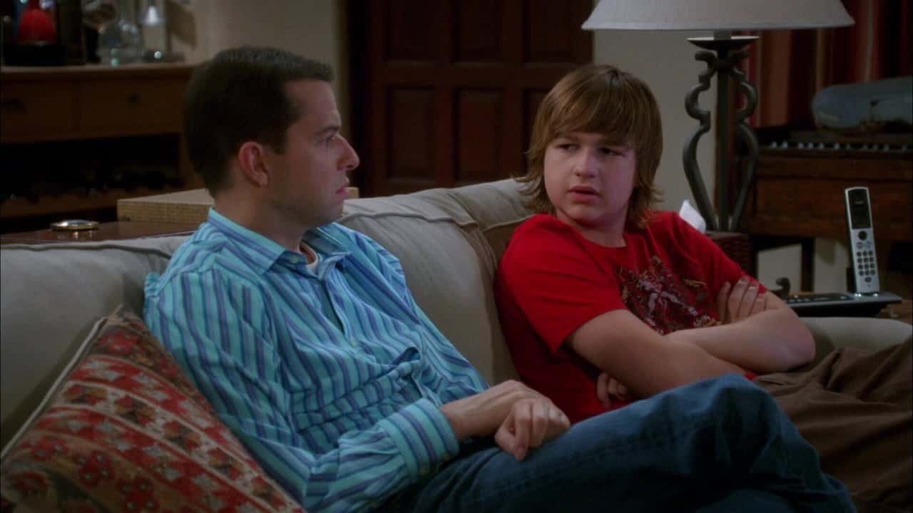 Two and a Half Men 7. Sezon 10. Bölüm kapak