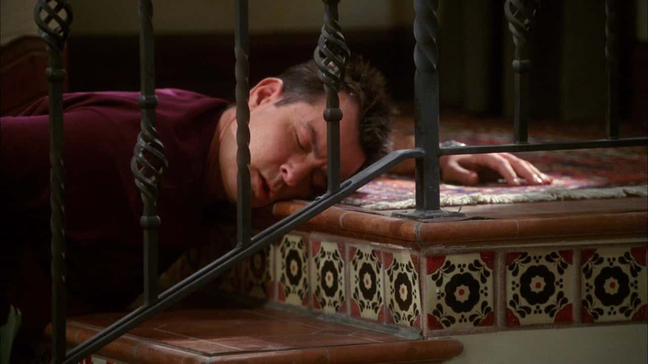 Two and a Half Men 8. Sezon 1. Bölüm kapak