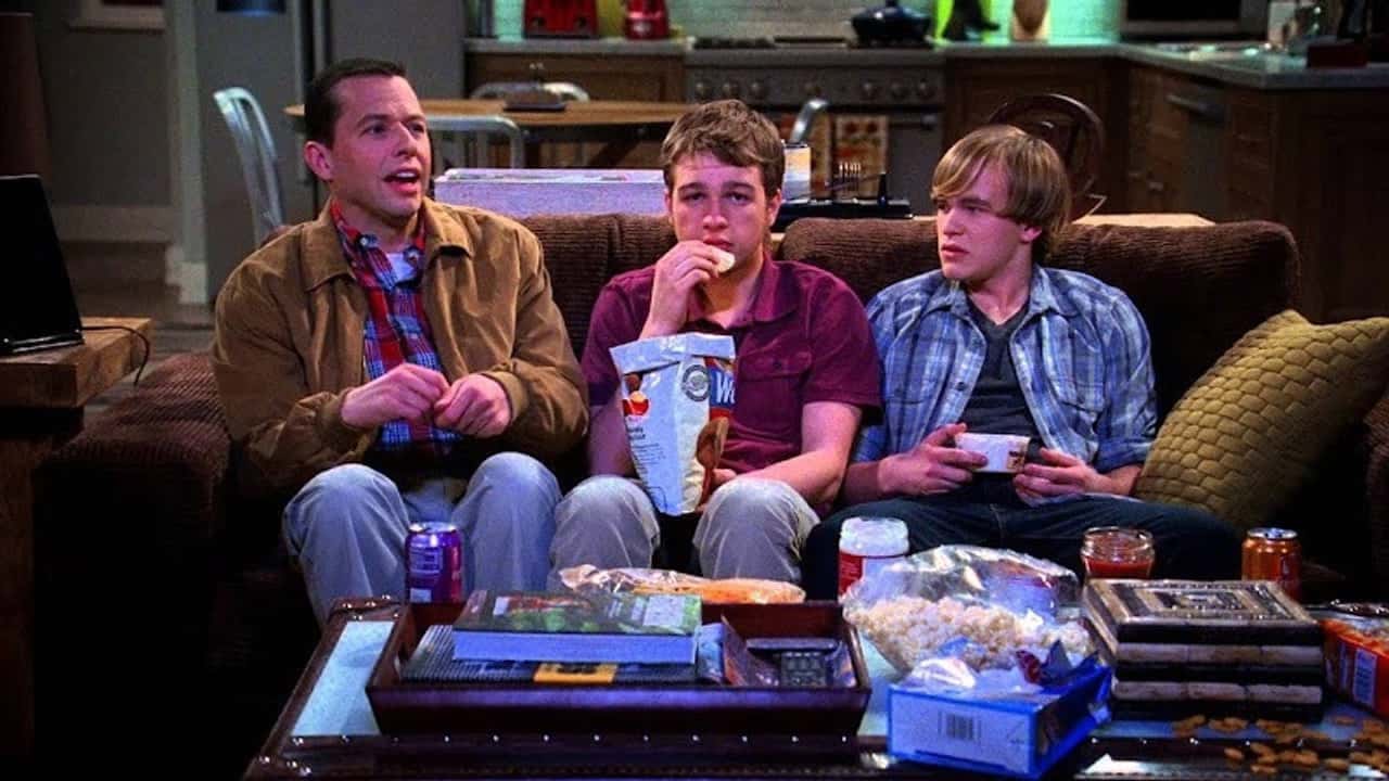 Two and a Half Men 9. Sezon 14. Bölüm kapak