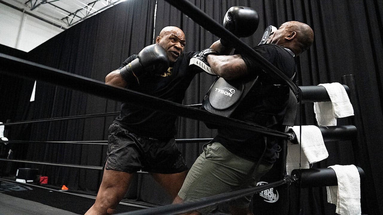 Geri Sayım: Paul vs. Tyson arka plan