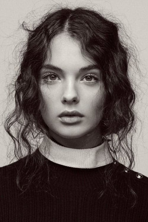 Deva Cassel filmleri