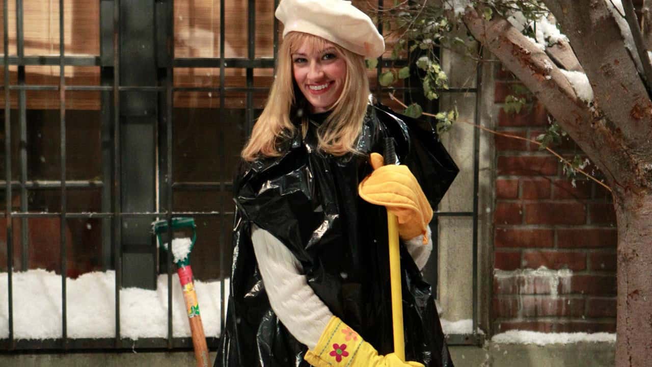 2 Broke Girls 1. Sezon 11. Bölüm kapak