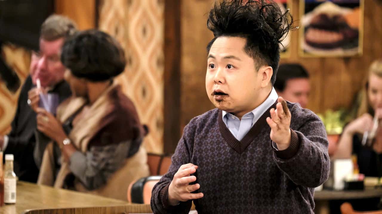 2 Broke Girls 6. Sezon 7. Bölüm kapak