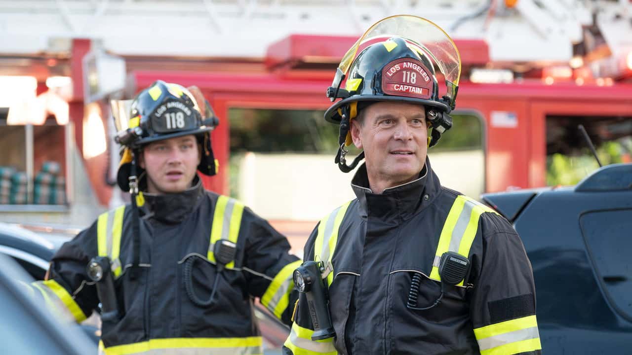 9-1-1 8. Sezon 8. Bölüm kapak