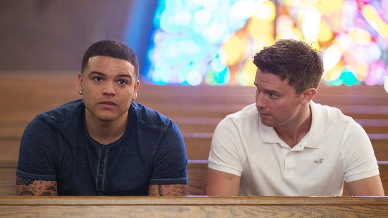 American Sports Story: Aaron Hernandez 1. Sezon 3. Bölüm kapak