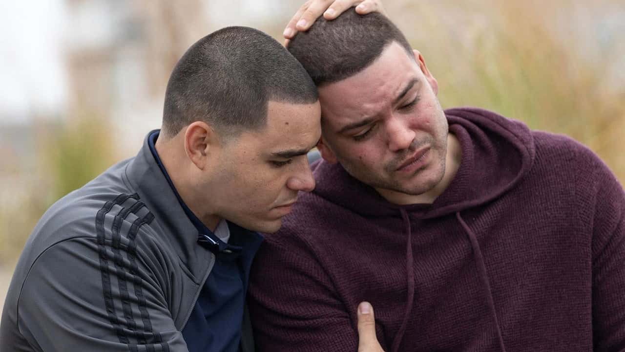 American Sports Story: Aaron Hernandez 1. Sezon 7. Bölüm kapak
