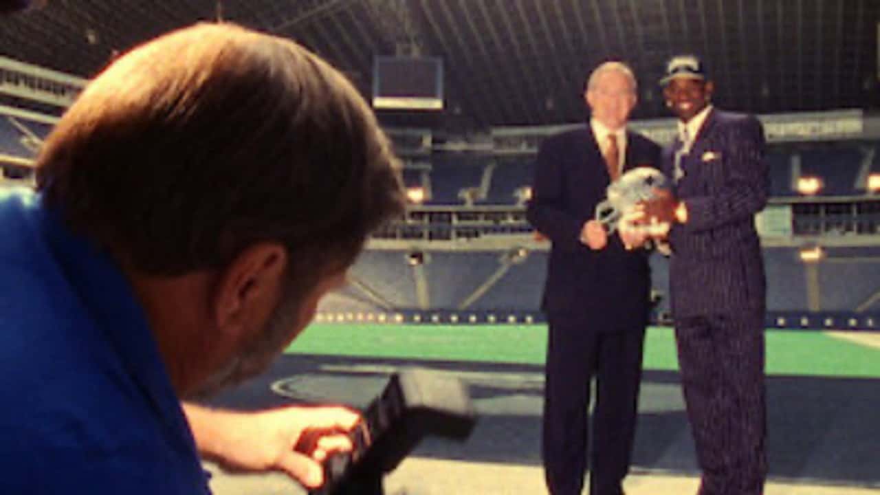 America's Team: The Gambler and His Cowboys 1. Sezon 6. Bölüm kapak