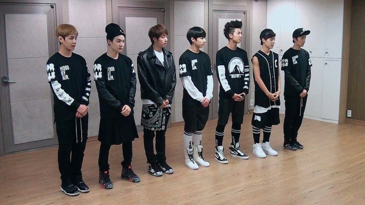 BTS Monuments: Beyond The Star 1. Sezon 1. Bölüm kapak