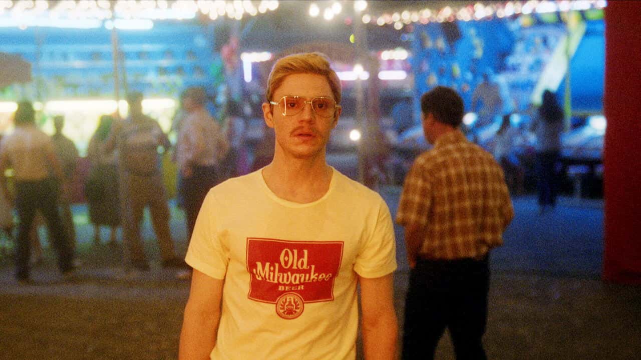 DAHMER - Canavar: Jeffrey Dahmer’ın Hikâyesi 1. Sezon 4. Bölüm kapak