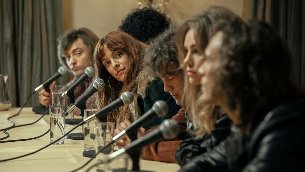Daisy Jones & the Six 1. Sezon 8. Bölüm kapak