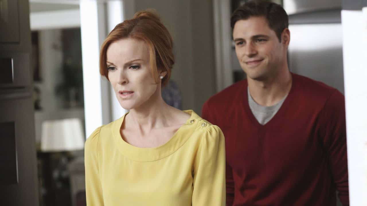 Desperate Housewives 6. Sezon 22. Bölüm kapak