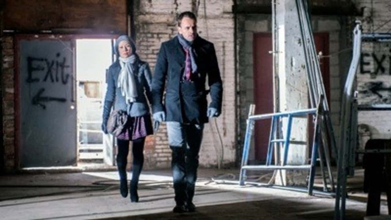 Elementary 1. Sezon 15. Bölüm kapak