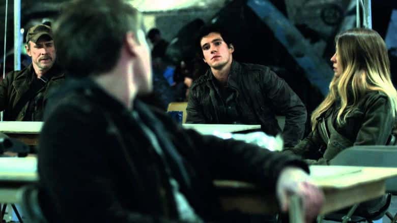 Falling Skies 2. Sezon 3. Bölüm kapak