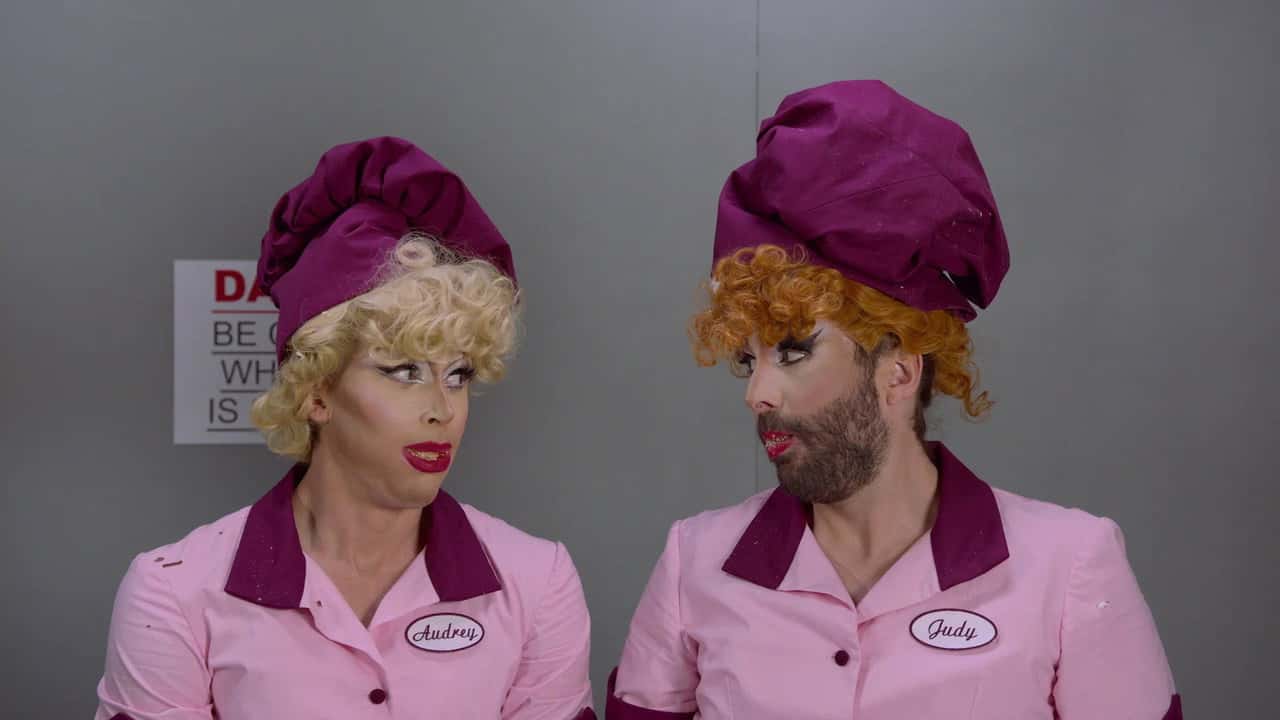 Getting Curious with Jonathan Van Ness 1. Sezon 4. Bölüm kapak