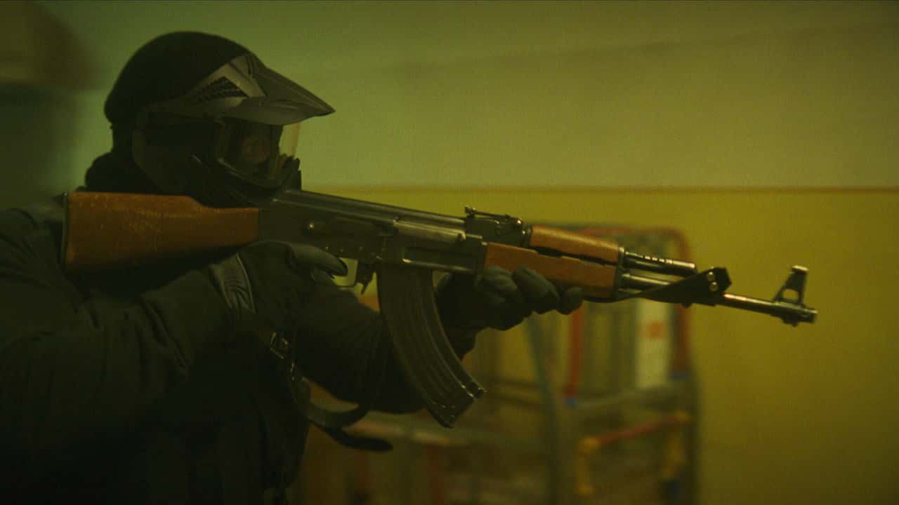 Helikopterli Soygun 1. Sezon 6. Bölüm kapak
