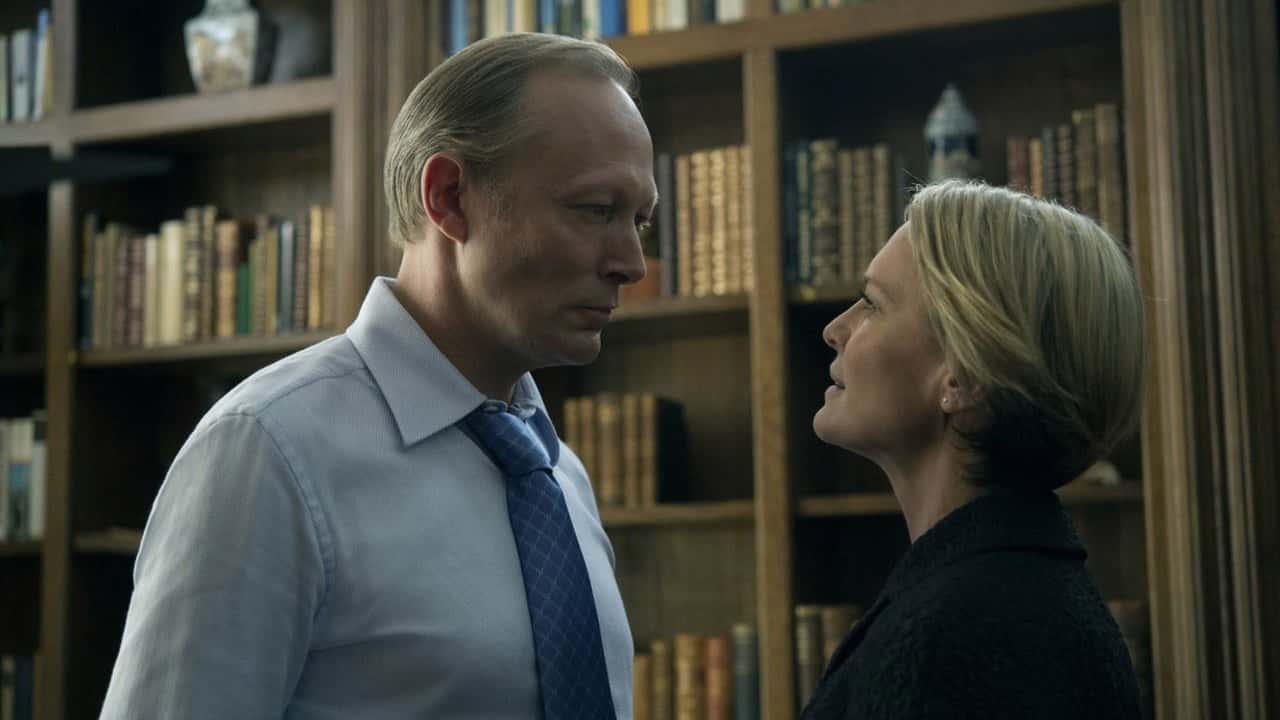 House of Cards 4. Sezon 6. Bölüm kapak