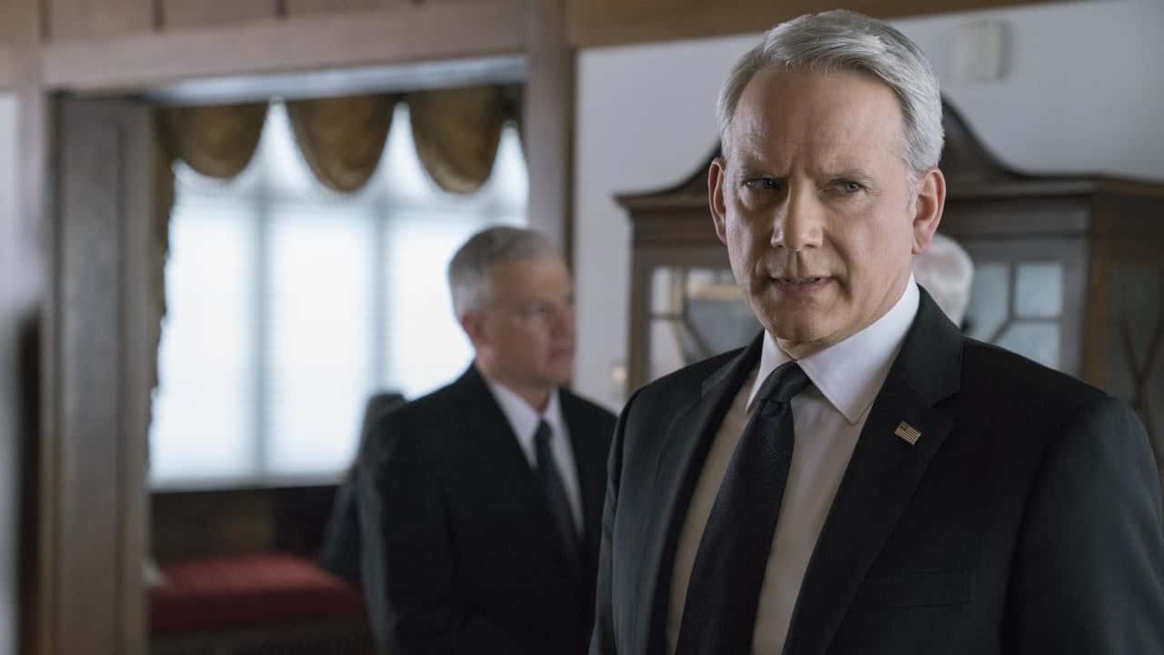 House of Cards 6. Sezon 4. Bölüm kapak