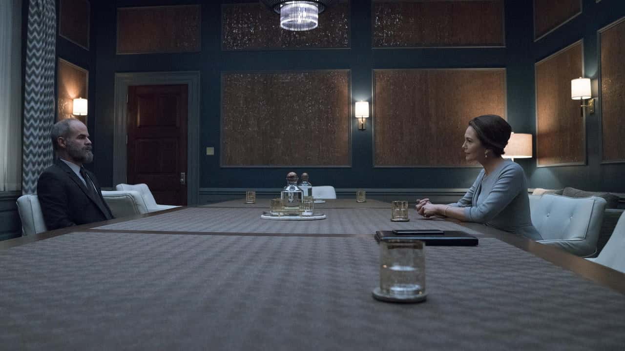 House of Cards 6. Sezon 7. Bölüm kapak