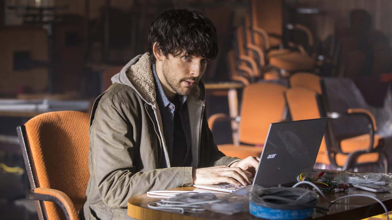 Humans 1. Sezon 5. Bölüm kapak