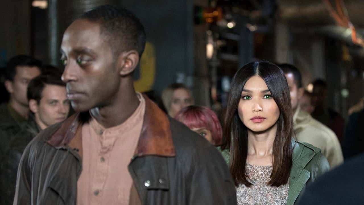 Humans 3. Sezon 1. Bölüm kapak