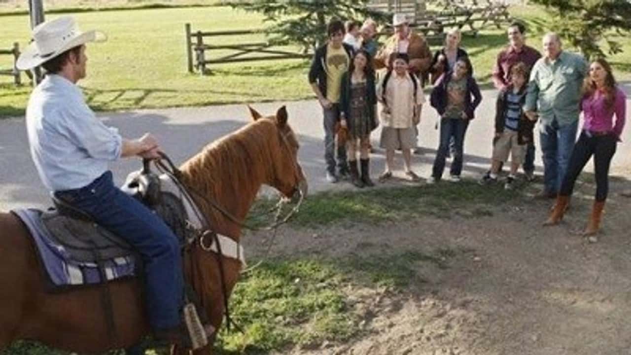 Modern Family 3. Sezon 1. Bölüm kapak