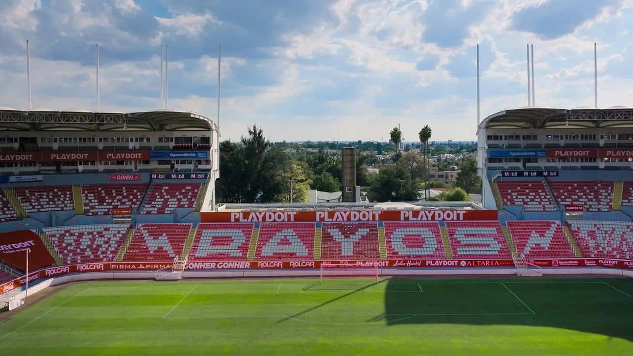 Necaxa 1. Sezon 1. Bölüm kapak