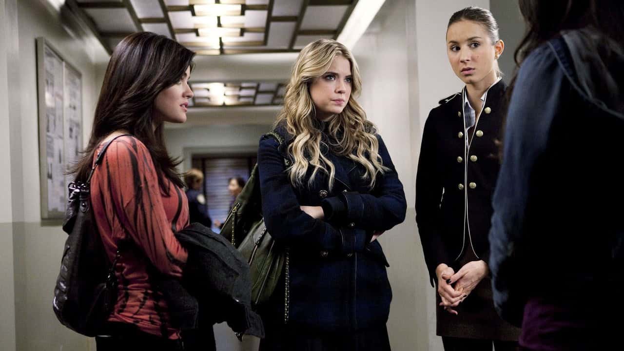 Pretty Little Liars 1. Sezon 19. Bölüm kapak