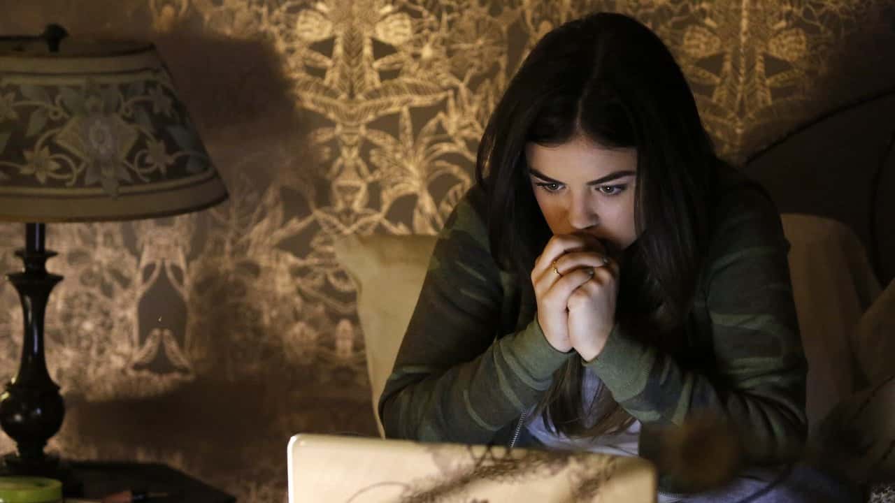 Pretty Little Liars 5. Sezon 4. Bölüm kapak