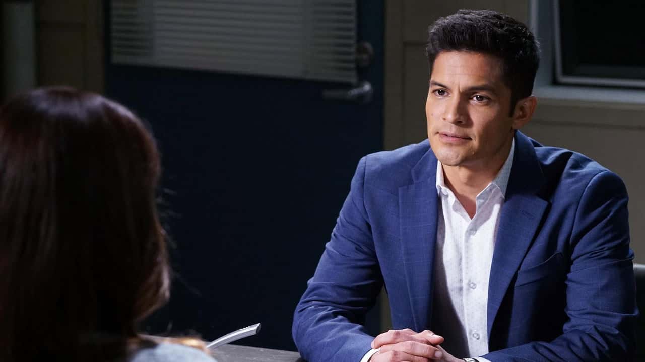 Pretty Little Liars 7. Sezon 16. Bölüm kapak